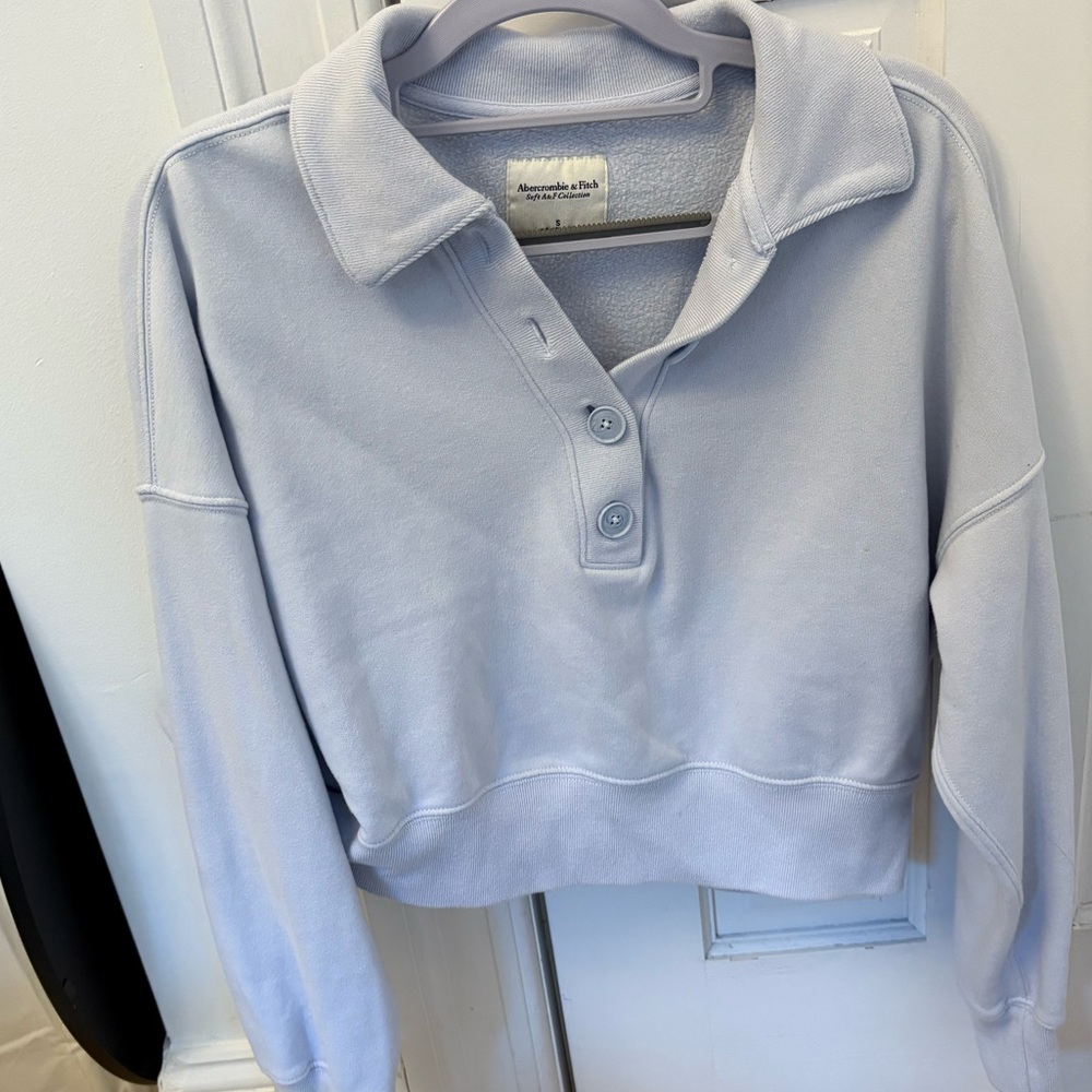 Abercrombie collared sweatshirt